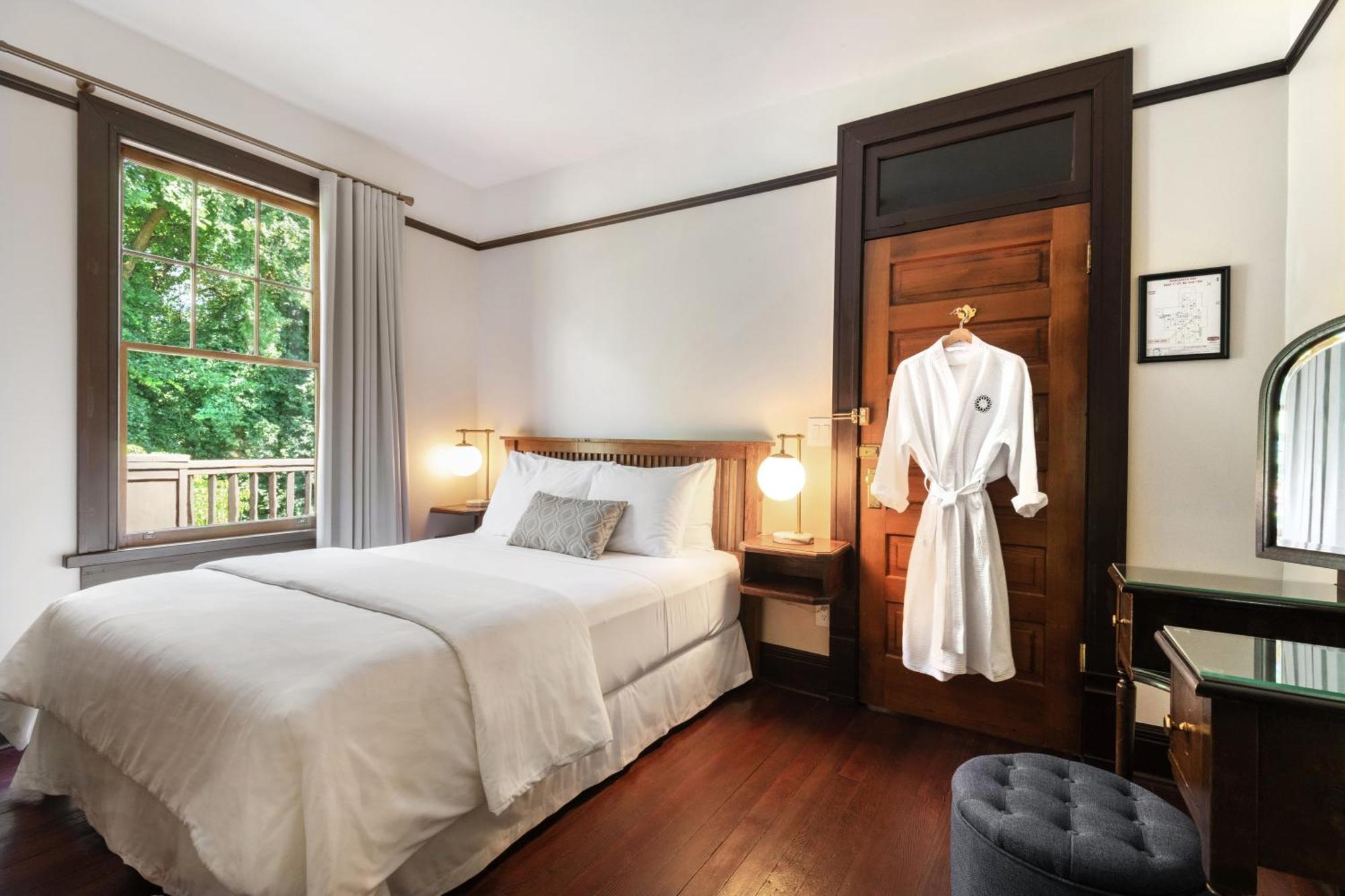 Naramata Inn מראה חיצוני תמונה